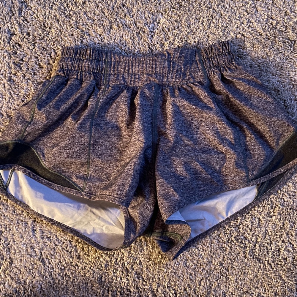 Gray Lululemon Hotty Hot Short (2.5 in)